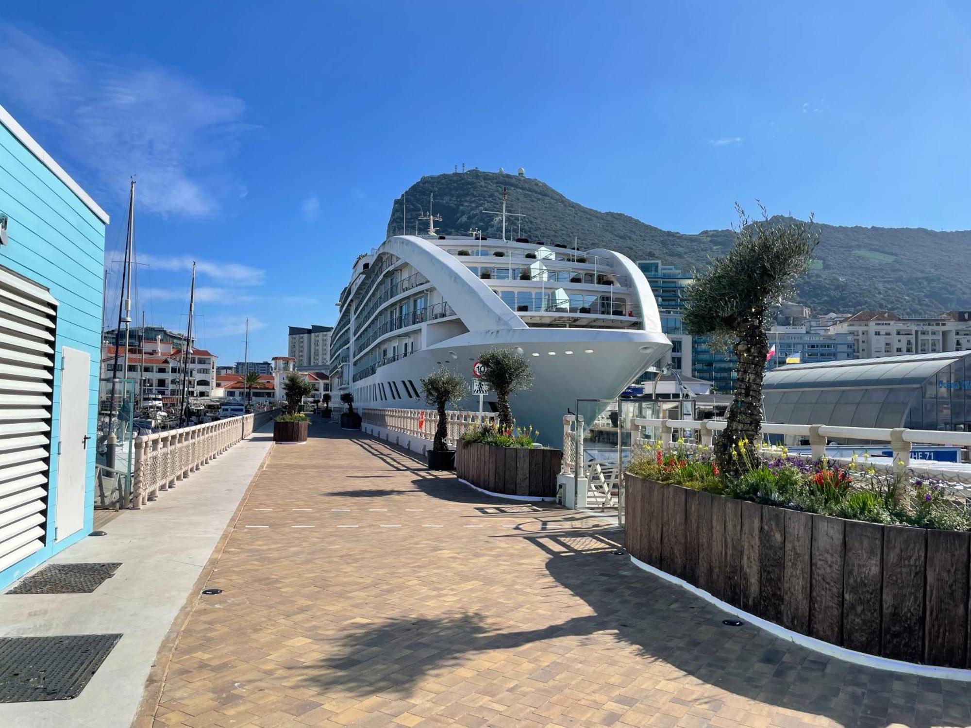Deluxe Marina View Seafront Gibraltar Stay エクステリア 写真