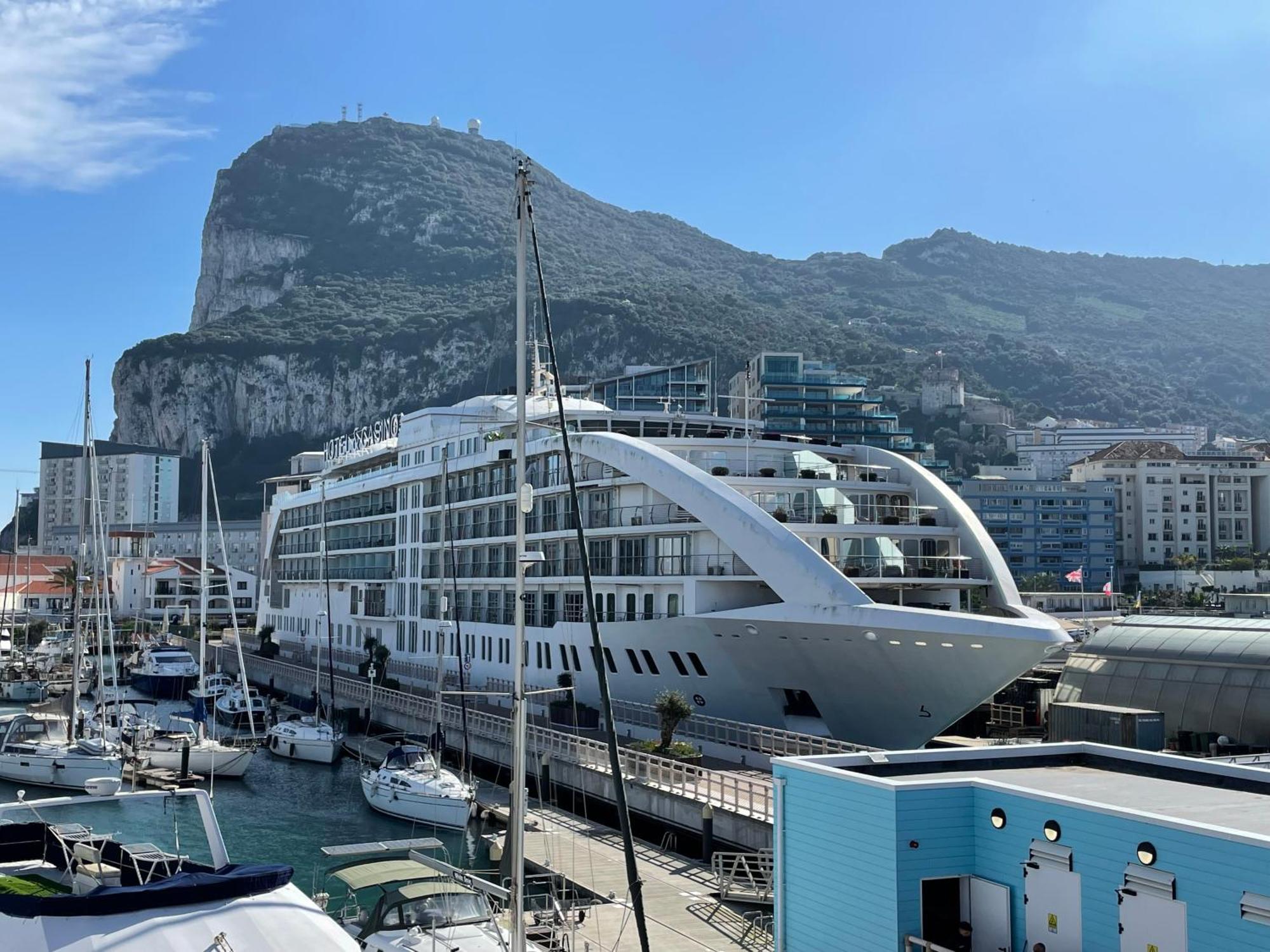Deluxe Marina View Seafront Gibraltar Stay エクステリア 写真