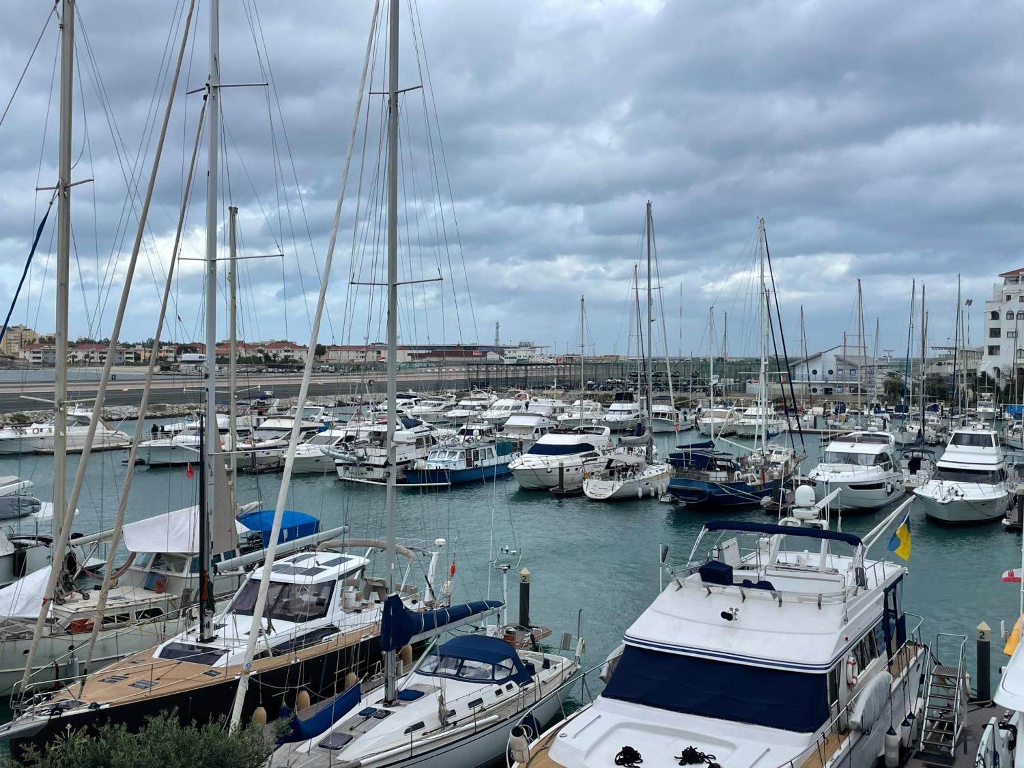 Deluxe Marina View Seafront Gibraltar Stay エクステリア 写真
